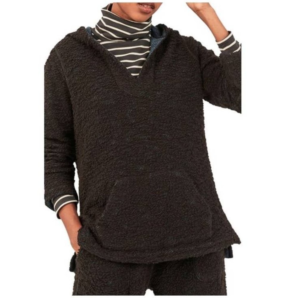 Faherty Seabrook fleece poncho NWT